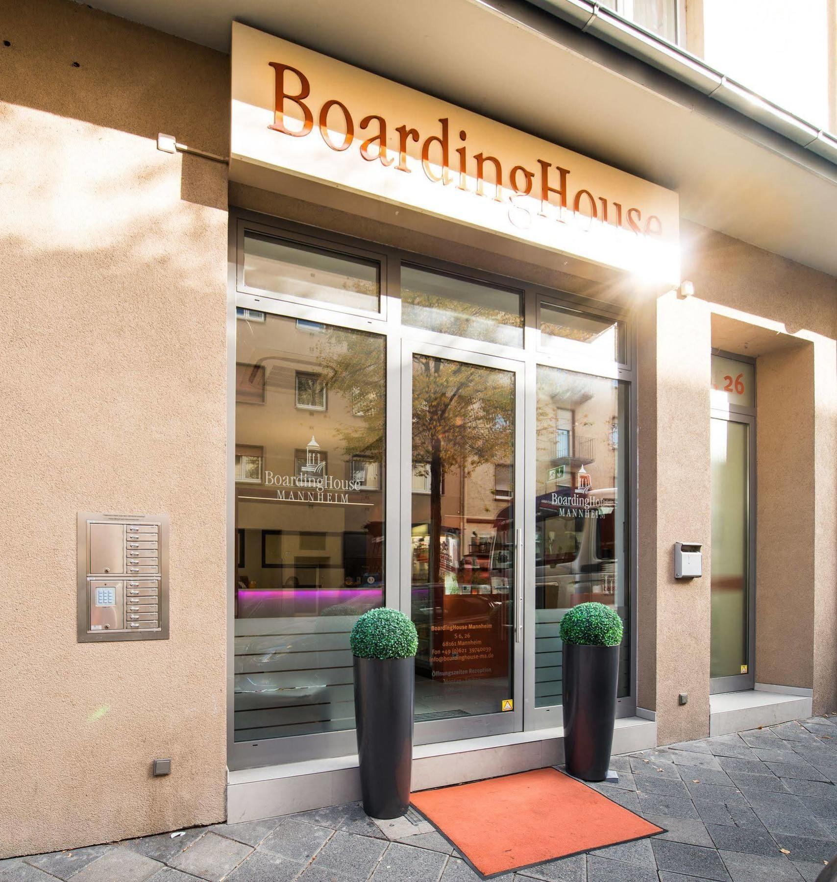 Aparthotel BoardingHouse Mannheim Exterior foto